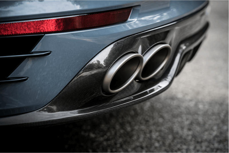 Akrapovic 16-17 Porsche 911 Turbo/Turbo S (991.2) Rear Carbon Fiber Diffuser - High Gloss