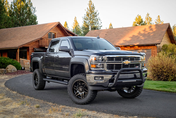 Lund 11-17 Chevy Silverado 2500 Bull Bar w/Light & Wiring - Black